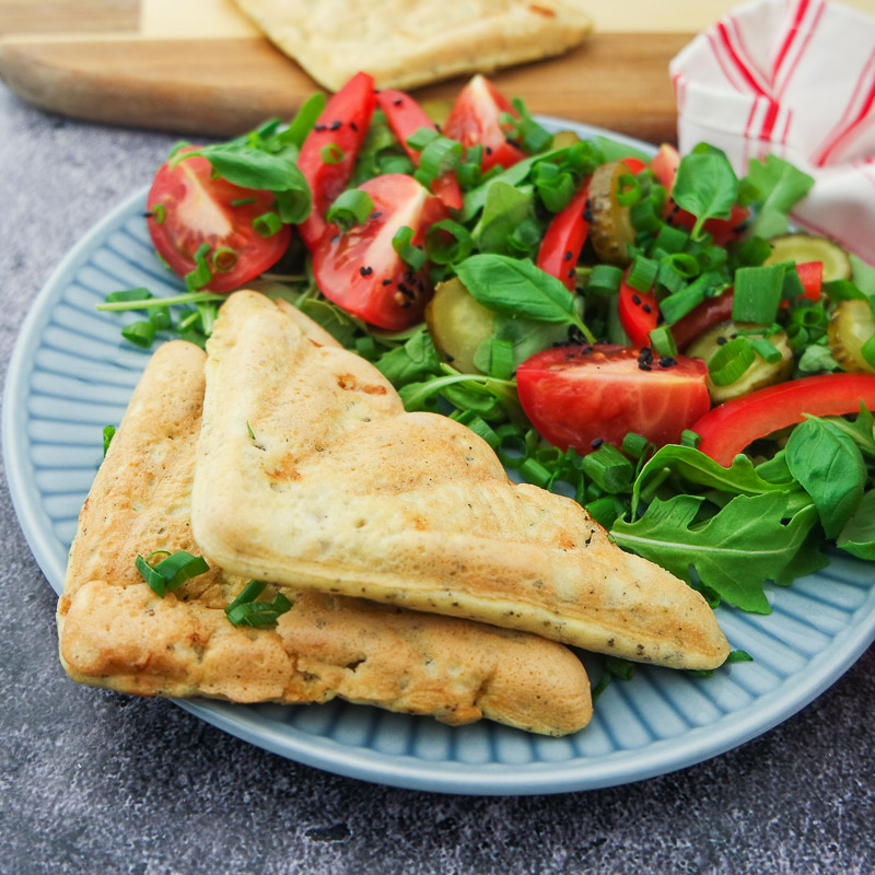 przepis na Keto tosty z mozzarellą jadietetyk przepis